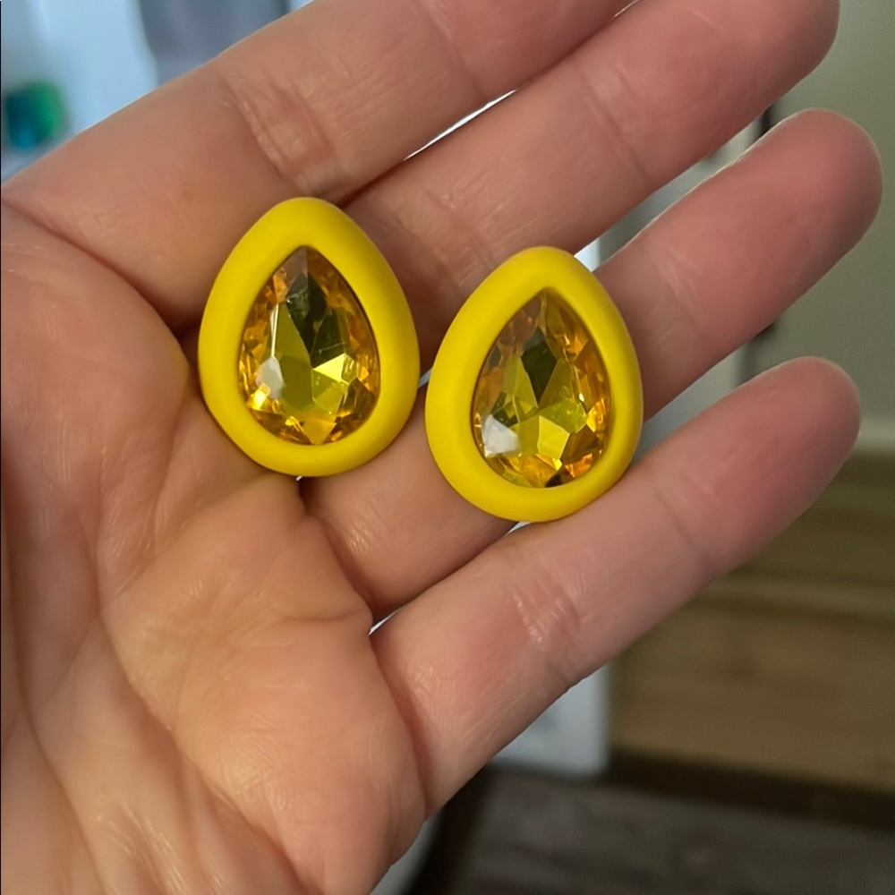Yellow Gem Teardrop Earrings